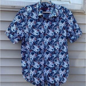 Robert Graham Skull Button Down short sleeve men’s shirt from DXL 2X